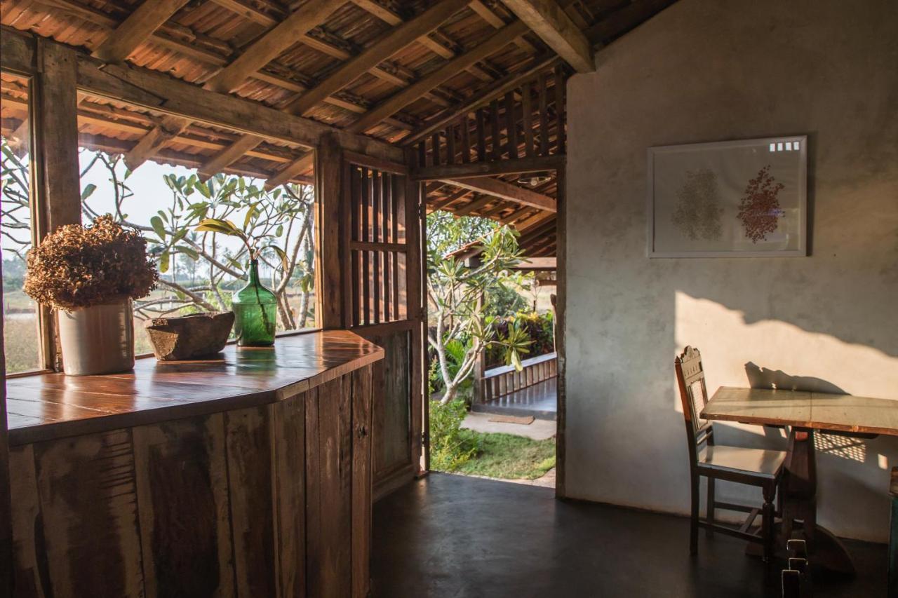The Artist Cottages Morjim Extérieur photo