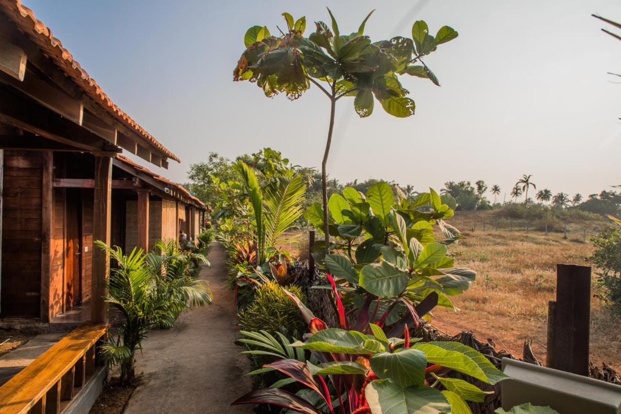 The Artist Cottages Morjim Extérieur photo